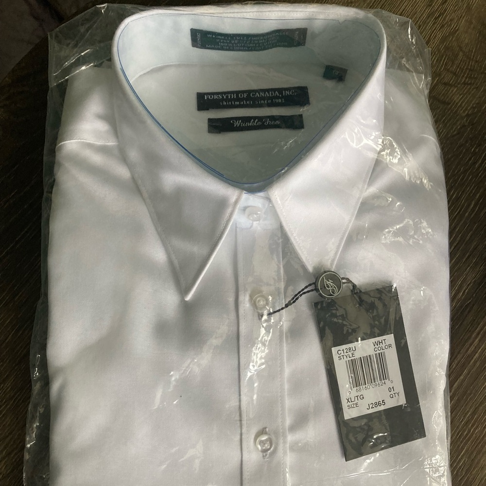 Forsyth of Canada wrinkle free dress shirt (XL)